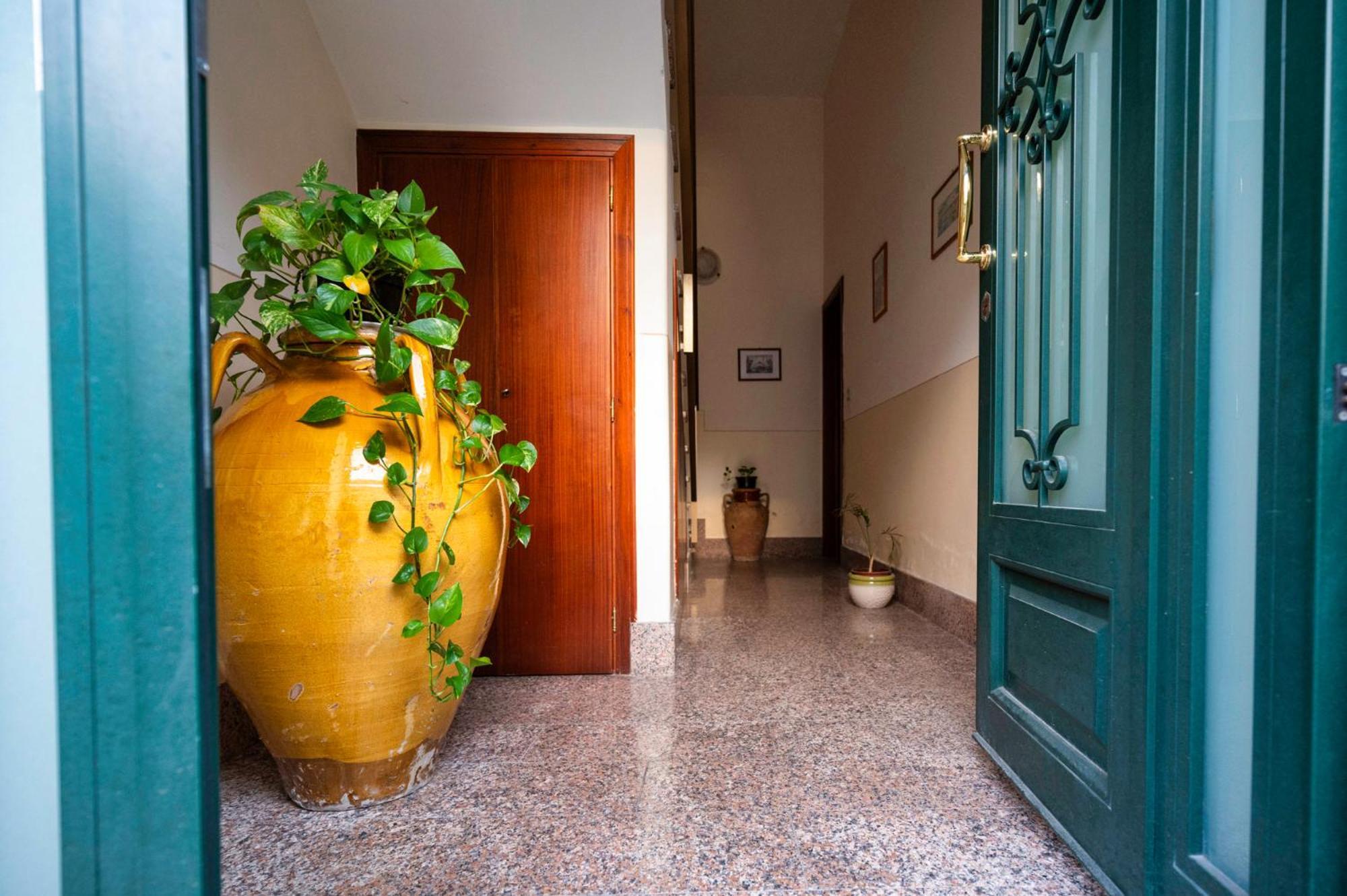 Atticus Apartment Giardini Naxos Ngoại thất bức ảnh